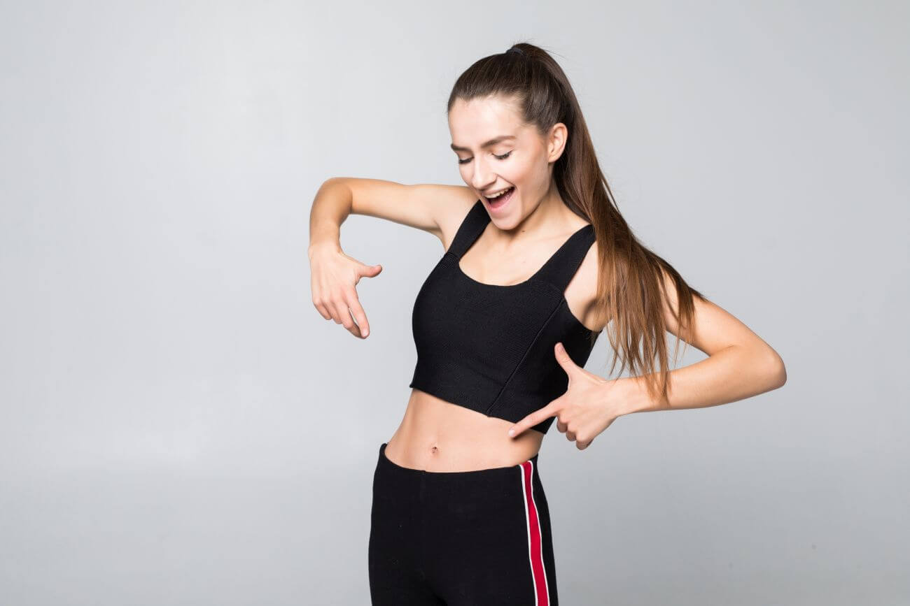 Ćwiczenia na brzuch i boczki w domu - Fit2Fit