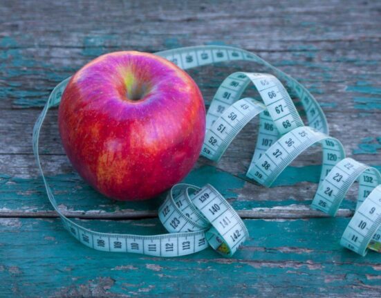 jak schudnąć z brzucha co jeść