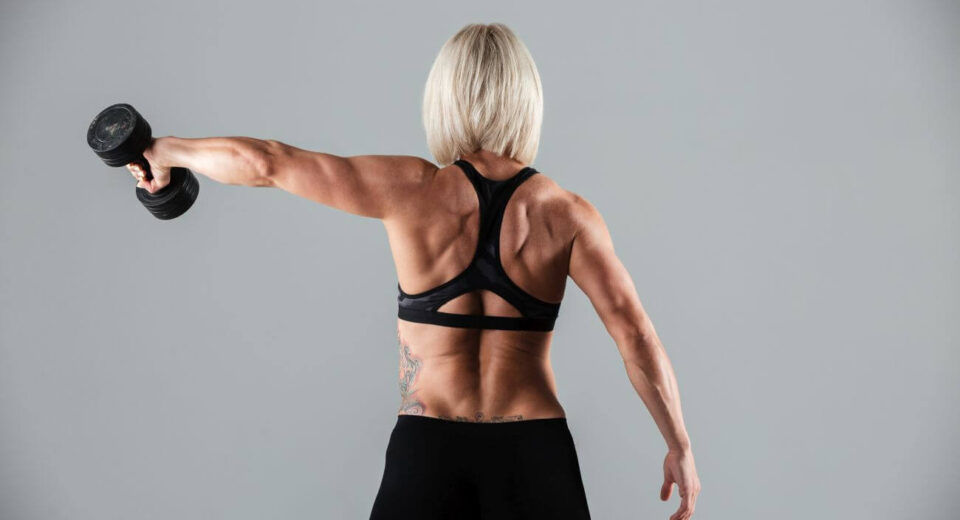 ćwiczenia na tył barków